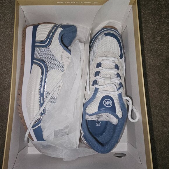 MICHAEL KORS Byrdie Sneakers Size 7.5 - Picture 2 of 4